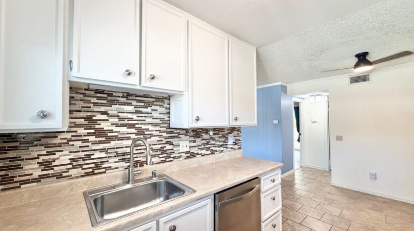 1950 S Palm Canyon Drive  Unit 126 - Palm Springs - California - 1 bed, 1 bath rental property