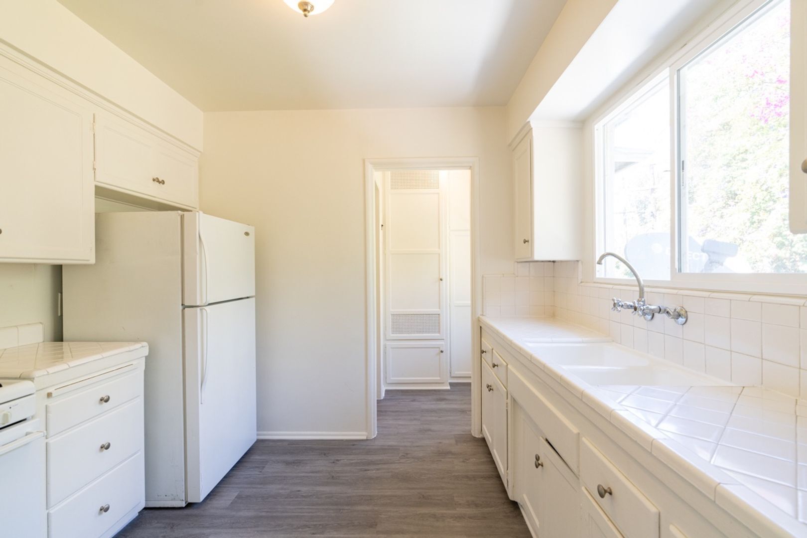 1966 - 1970 S. Beverly Glen Blvd. - Los Angeles - California - 2 bed, 1.5 bath rental property