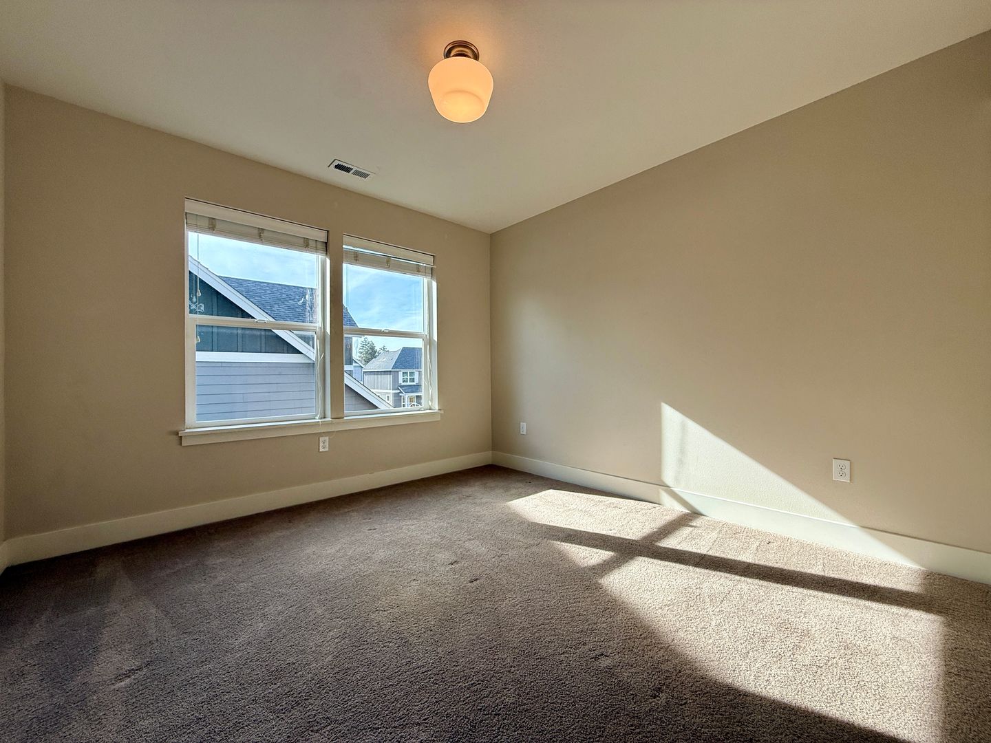 20478 SE Elijah Ct  - Bend - Oregon - 3 bed, 2 bath rental property