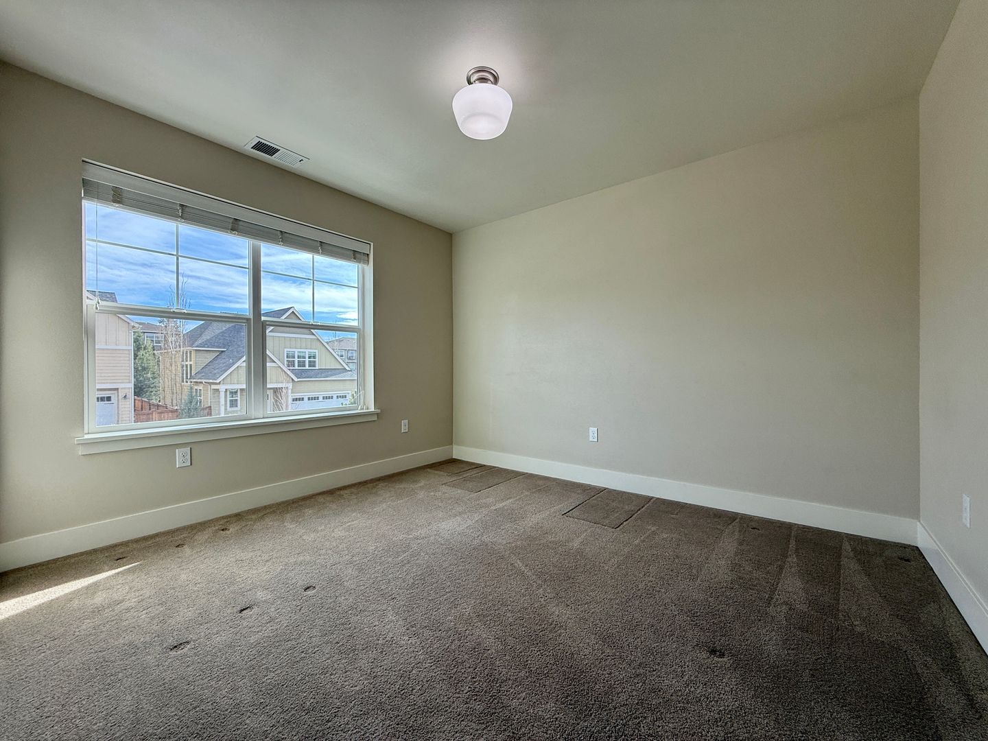 20478 SE Elijah Ct  - Bend - Oregon - 3 bed, 2 bath rental property