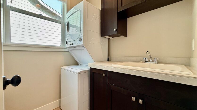 20478 SE Elijah Ct  - Bend - Oregon - 3 bed, 2 bath rental property