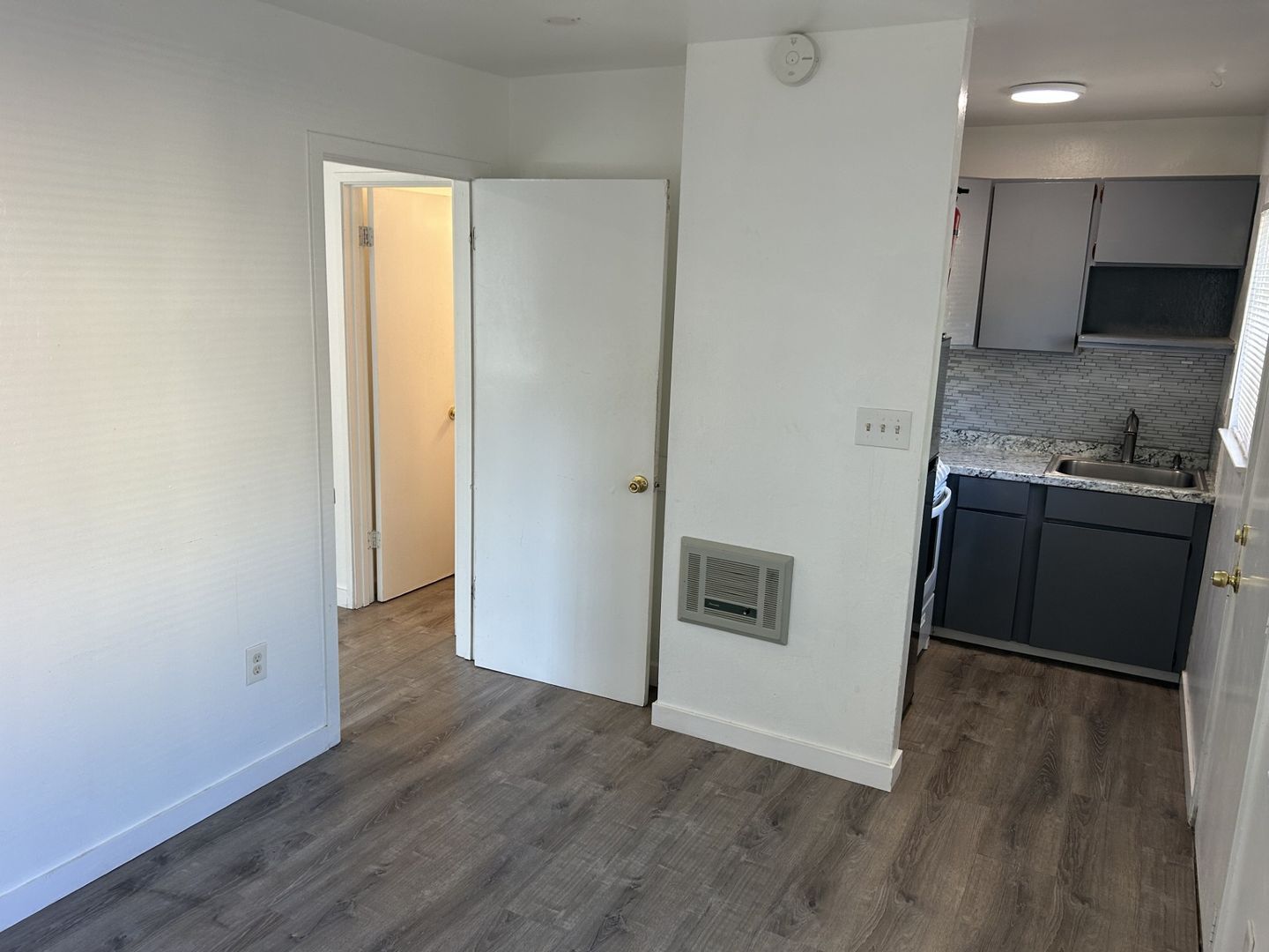 218 Mississippi Street Unit E - Vallejo - California - 1 bed, 1 bath rental property