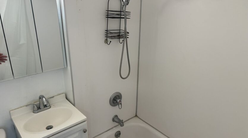 218 Mississippi Street Unit E - Vallejo - California - 1 bed, 1 bath rental property