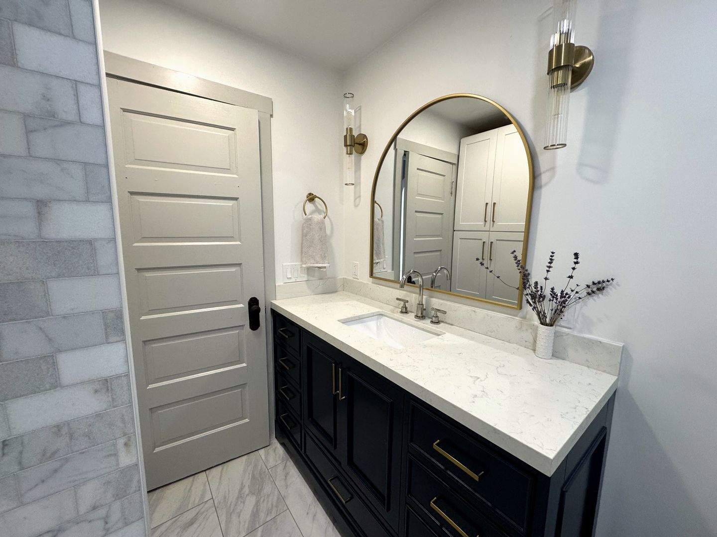 2215 Rockefeller Ave - Everett - Washington - 3 bed, 2 bath rental property