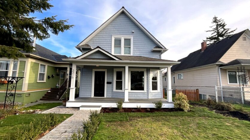 2215 Rockefeller Ave - Everett - Washington - 3 bed, 2 bath rental property