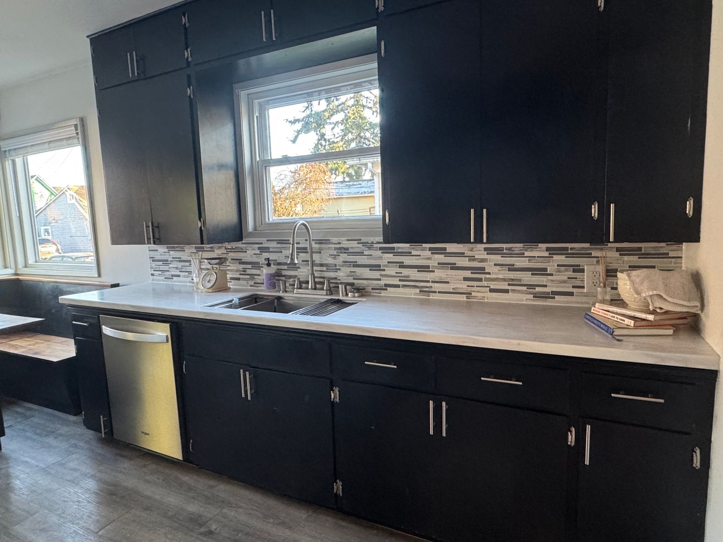 2215 Rockefeller Ave - Everett - Washington - 3 bed, 2 bath rental property