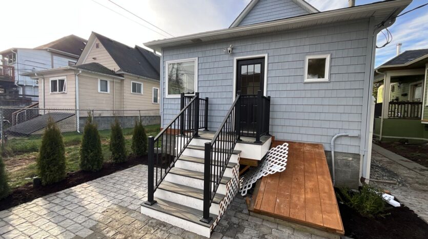 2215 Rockefeller Ave - Everett - Washington - 3 bed, 2 bath rental property