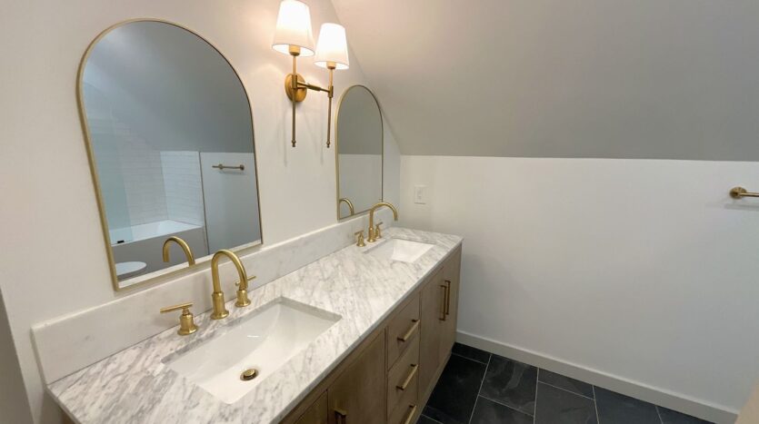 2215 Rockefeller Ave - Everett - Washington - 3 bed, 2 bath rental property