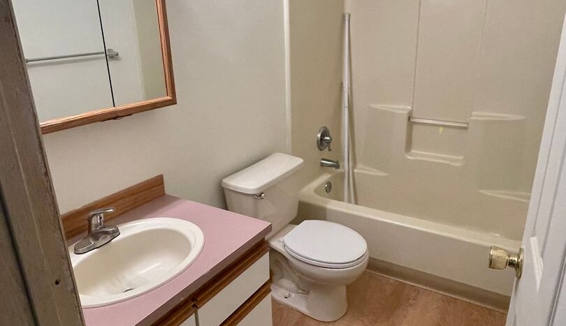 2231 Valencia St. - # 201 - Bellingham - Washington - 2 bed, 1 bath rental property