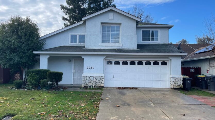 2234 Prestwick St - Stockton - California - 3 bed, 2.5 bath rental property