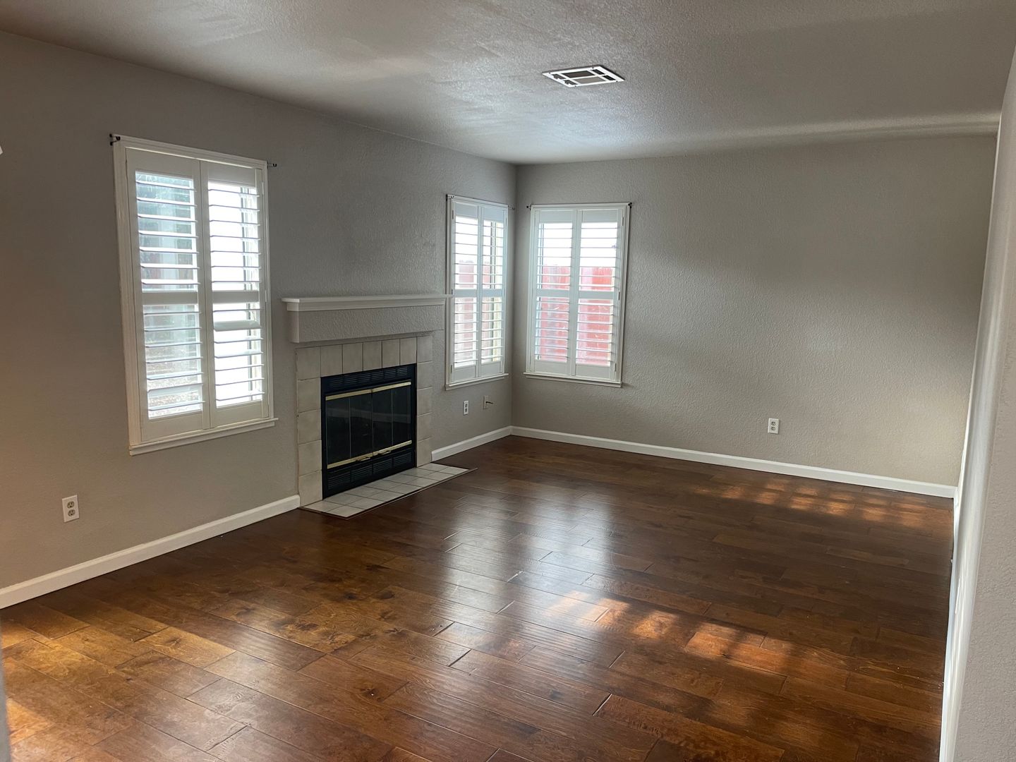 2234 Prestwick St - Stockton - California - 3 bed, 2.5 bath rental property