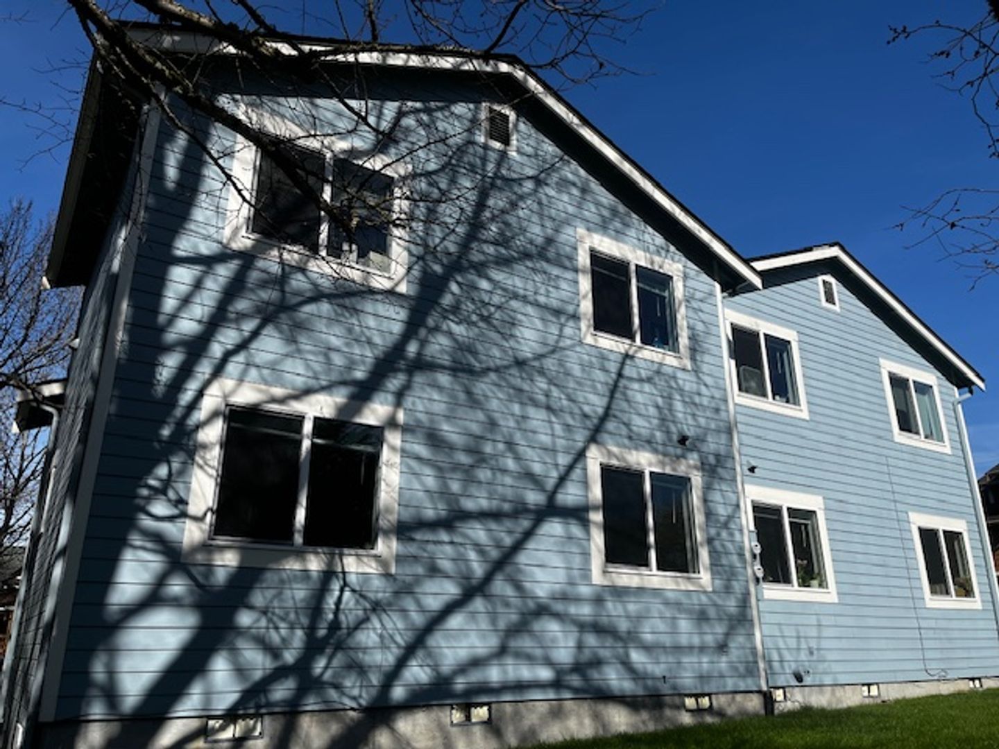 2322 Happy Ct. - Bellingham - Washington - 4 bed, 2 bath rental property