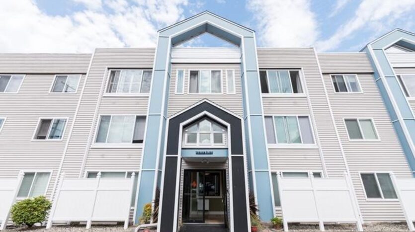 25 N Broadway Unit 303 - Tacoma - Washington - 2 bed, 2 bath rental property