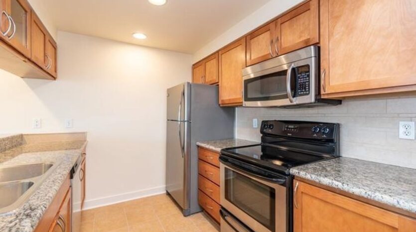 25 N Broadway Unit 303 - Tacoma - Washington - 2 bed, 2 bath rental property