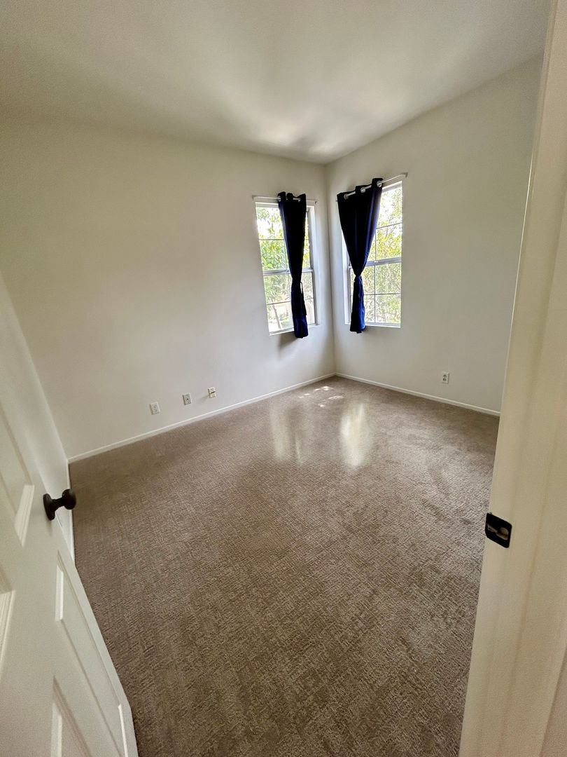 2503 Villamonte Court - Camarillo - California - 3 bed, 2.5 bath rental property