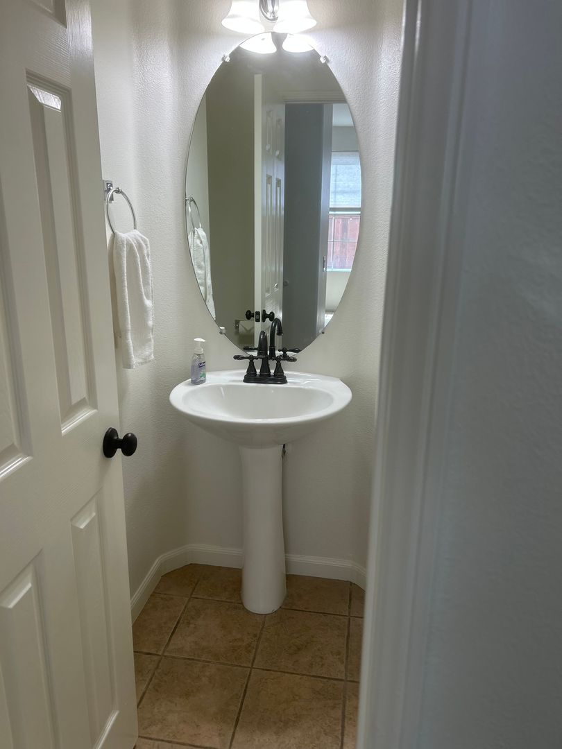 2503 Villamonte Court - Camarillo - California - 3 bed, 2.5 bath rental property