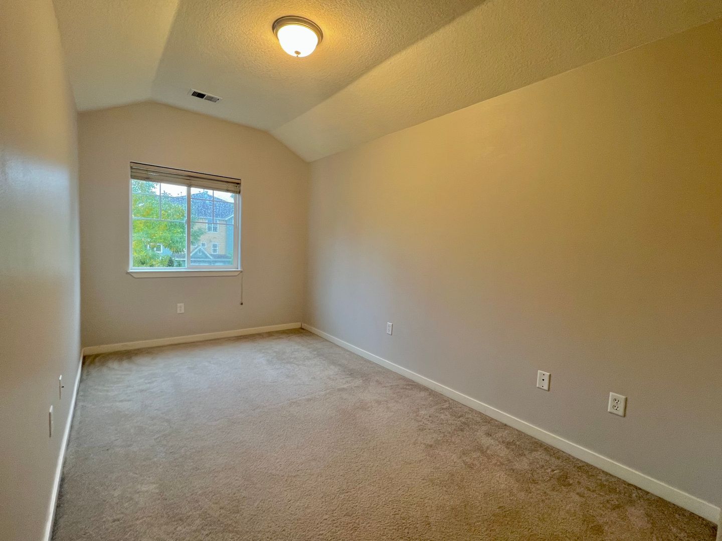 2534 NW 1st Drive  - Gresham - Oregon - 3 bed, 2.5 bath rental property