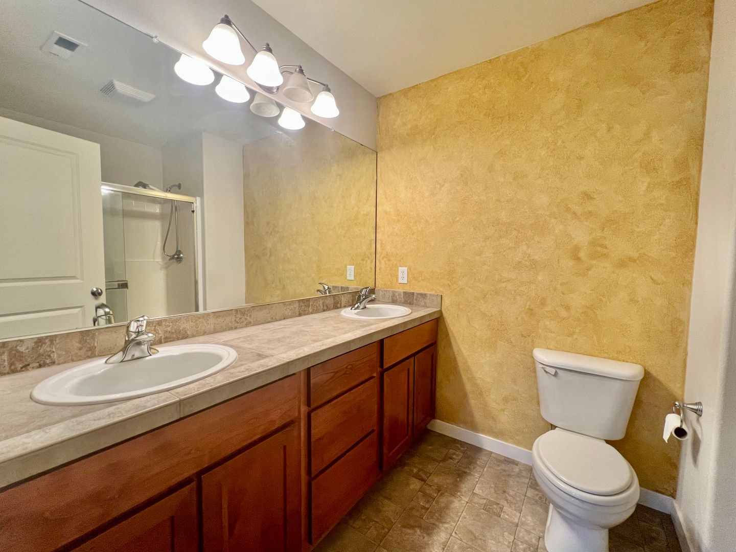 2534 NW 1st Drive  - Gresham - Oregon - 3 bed, 2.5 bath rental property