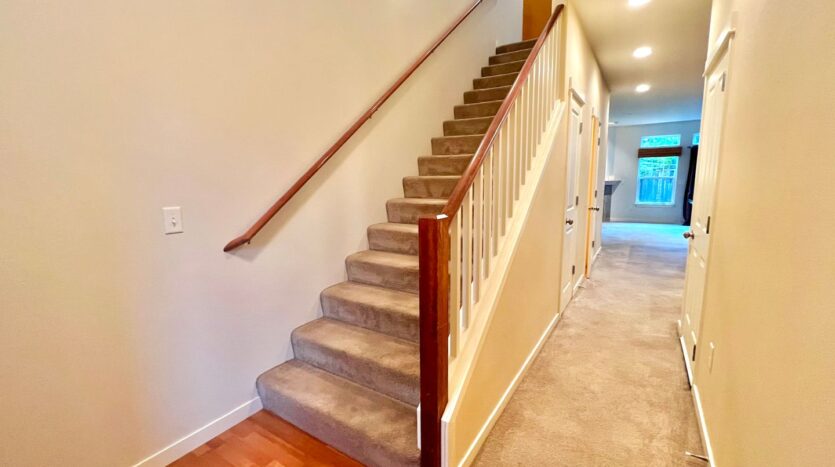 2534 NW 1st Drive  - Gresham - Oregon - 3 bed, 2.5 bath rental property