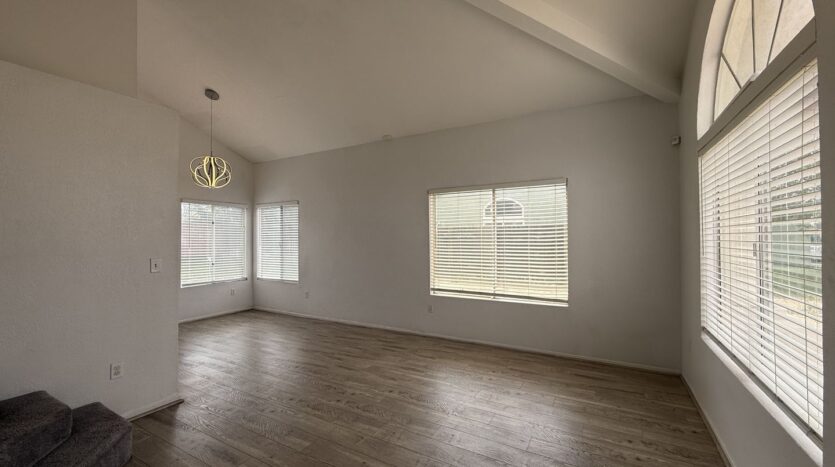 2624 Via Verona - Lancaster - California - 3 bed, 3 bath rental property