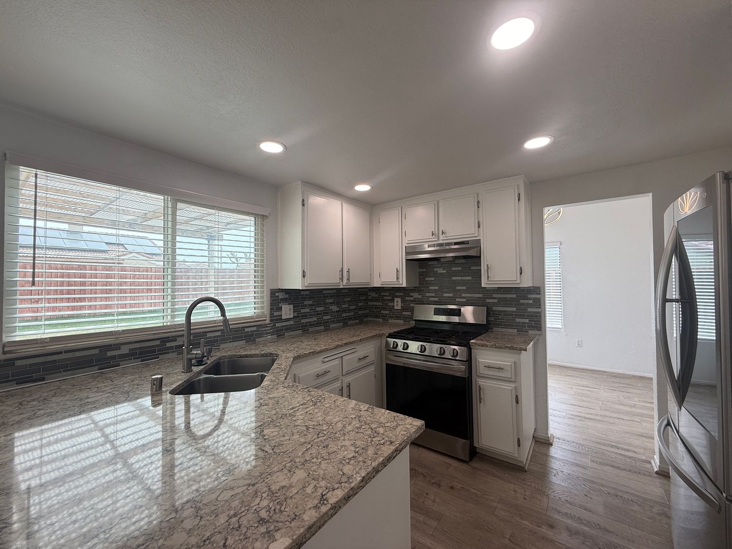 2624 Via Verona - Lancaster - California - 3 bed, 3 bath rental property