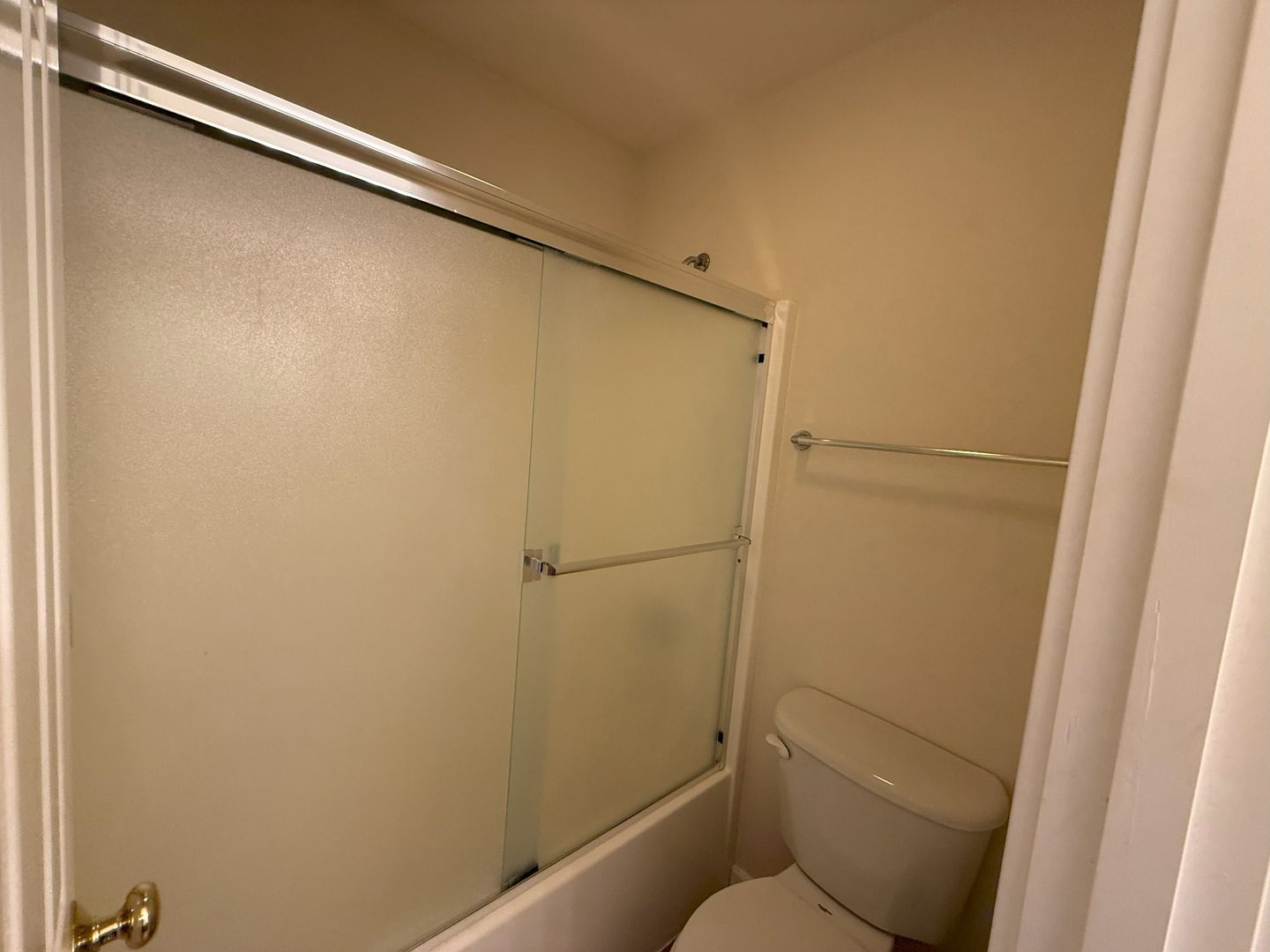 2636 SW Cascade Mountain Lane - Redmond - Oregon - 3 bed, 2.5 bath rental property