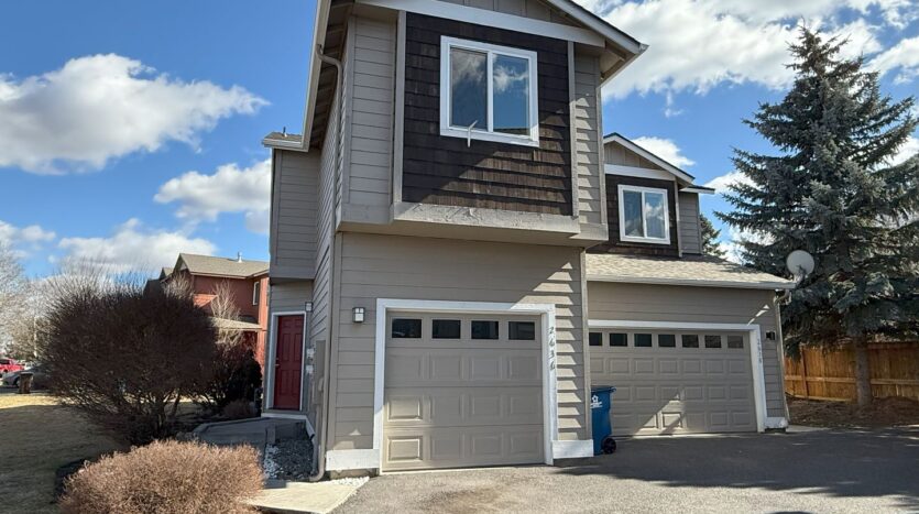2636 SW Cascade Mountain Lane - Redmond - Oregon - 3 bed, 2.5 bath rental property