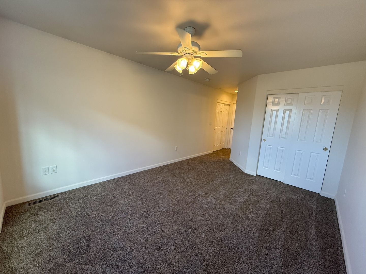 2636 SW Cascade Mountain Lane - Redmond - Oregon - 3 bed, 2.5 bath rental property