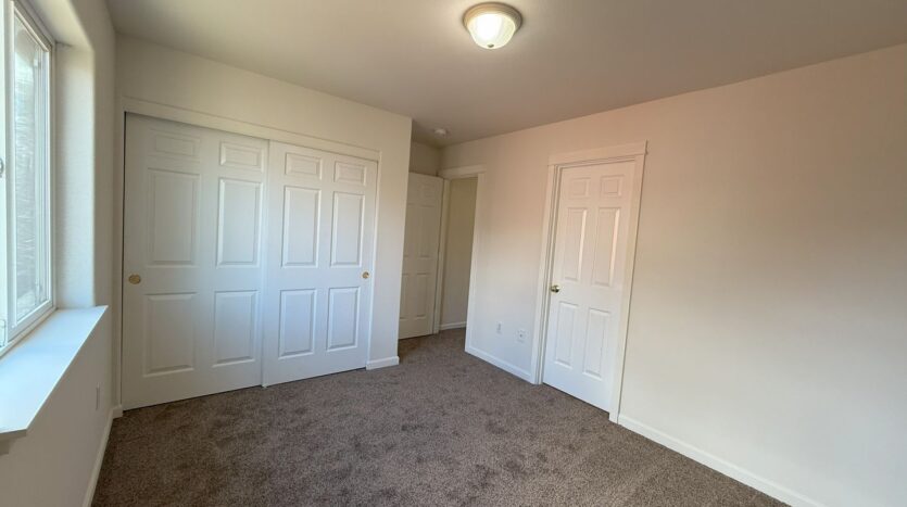 2636 SW Cascade Mountain Lane - Redmond - Oregon - 3 bed, 2.5 bath rental property