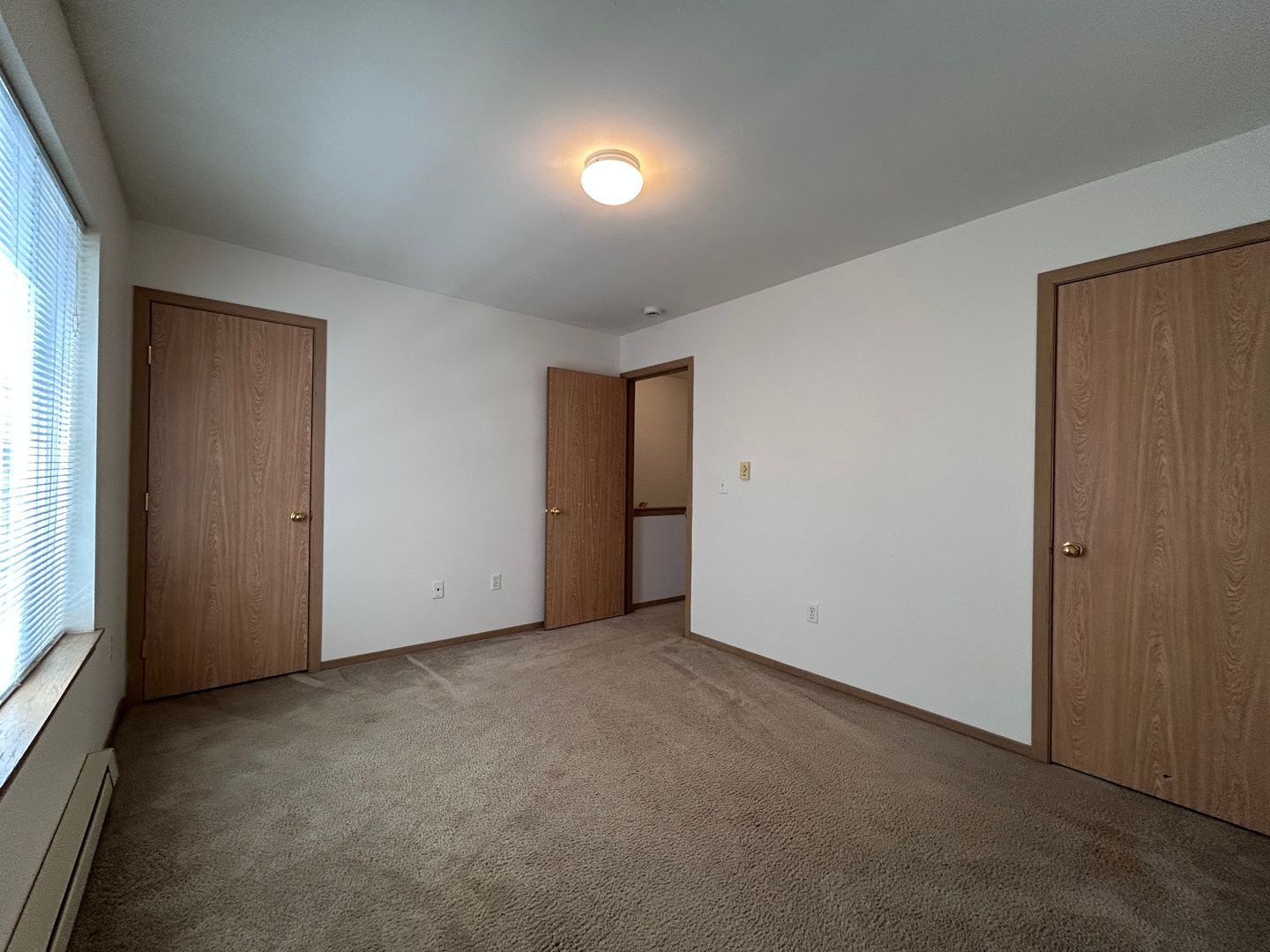 2719 - 2723 West Maplewood Avenue - Bellingham - Washington - 2 bed, 1 bath rental property