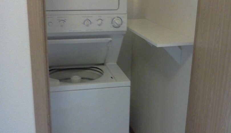 2719 - 2723 West Maplewood Avenue - Bellingham - Washington - 2 bed, 1 bath rental property