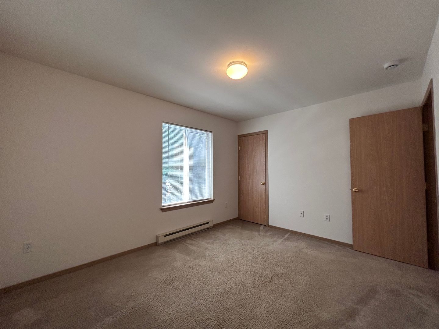 2719 - 2723 West Maplewood Avenue - Bellingham - Washington - 2 bed, 1 bath rental property