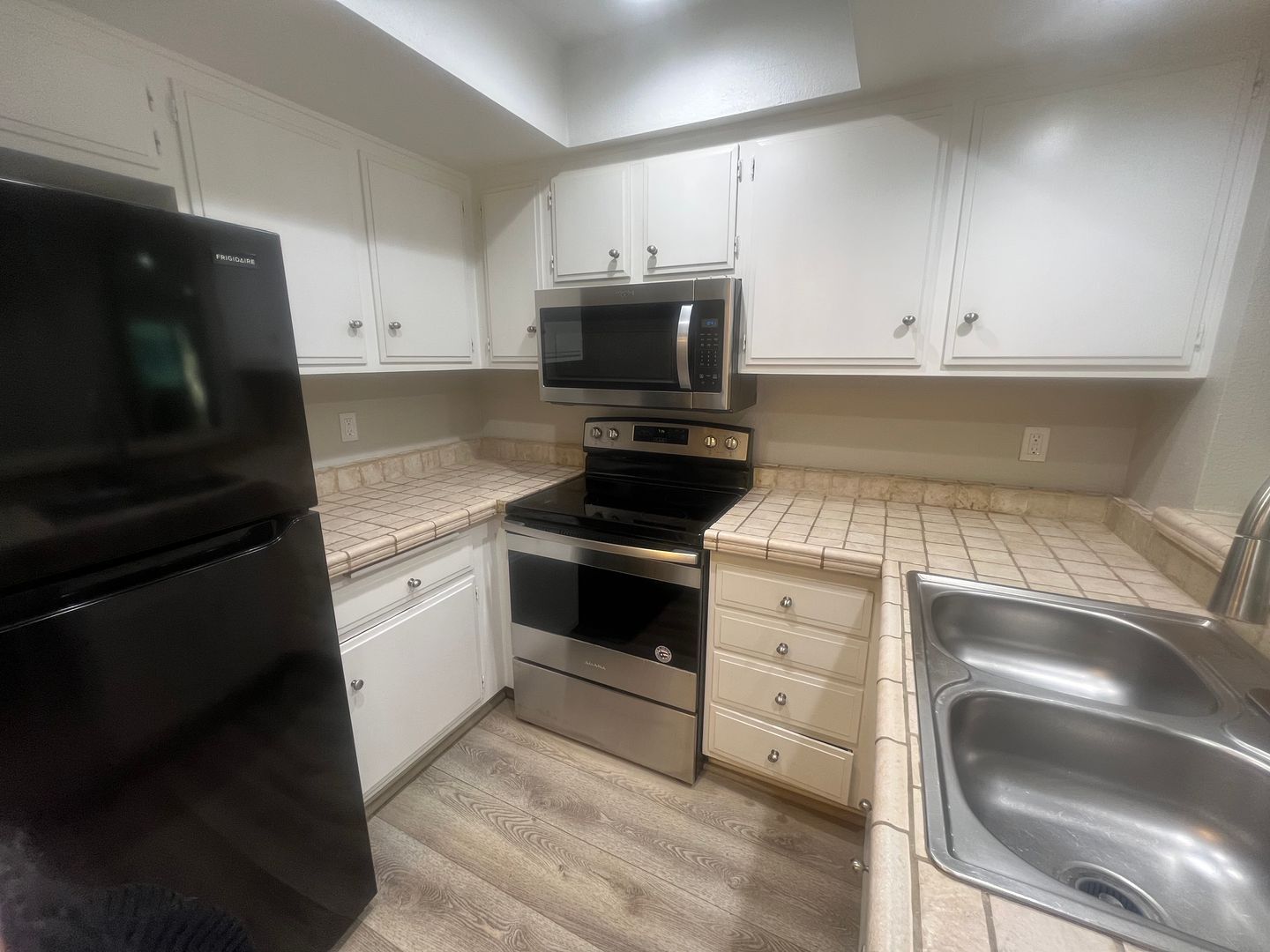 278 N. Wilshire C12 - Anaheim - California - 1 bed, 1 bath rental property