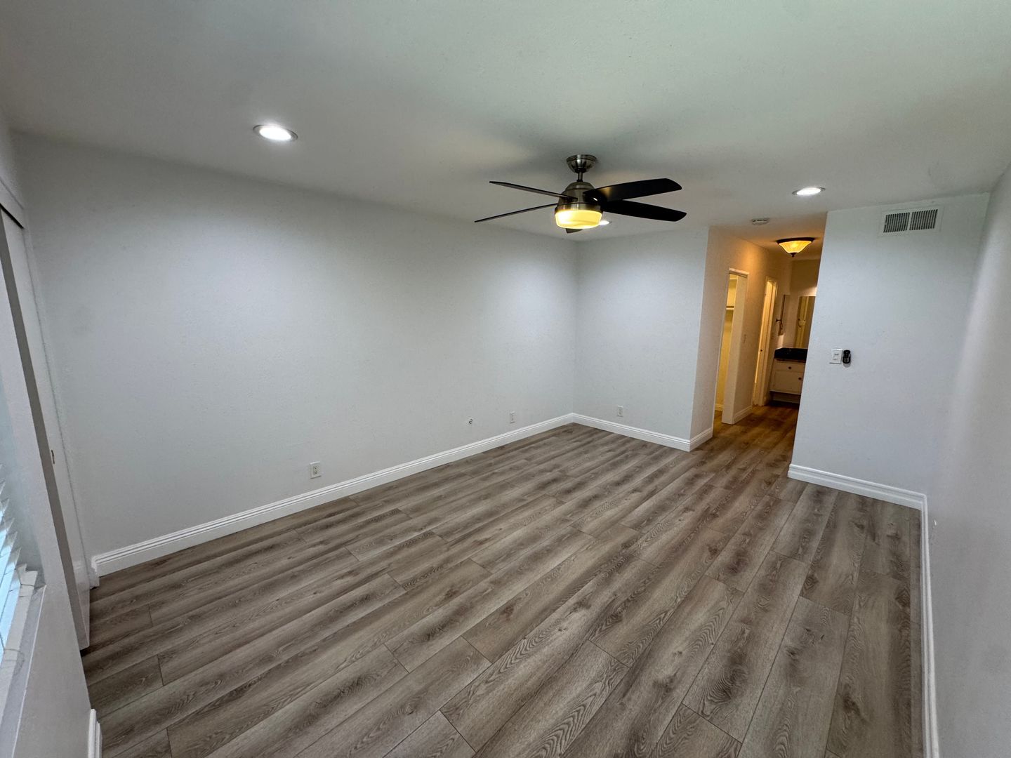 278 N. Wilshire C12 - Anaheim - California - 1 bed, 1 bath rental property