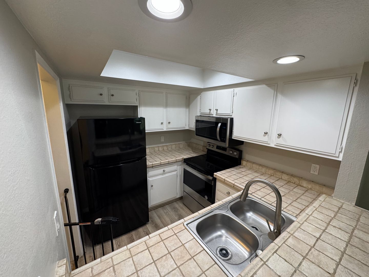 278 N. Wilshire C12 - Anaheim - California - 1 bed, 1 bath rental property
