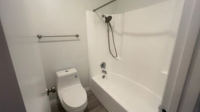 278 N. Wilshire C12 - Anaheim - California - 1 bed, 1 bath rental property