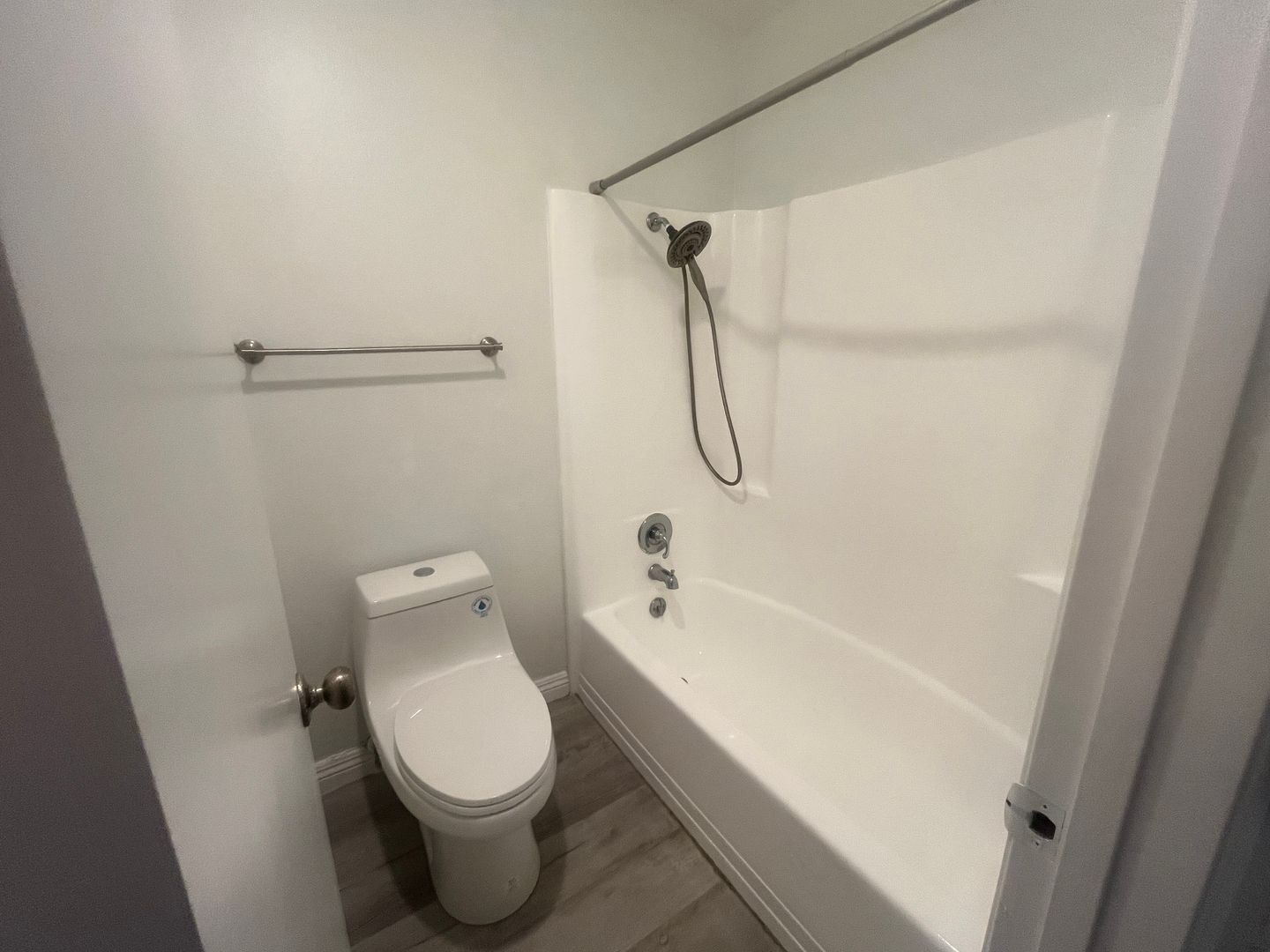 278 N. Wilshire C12 - Anaheim - California - 1 bed, 1 bath rental property