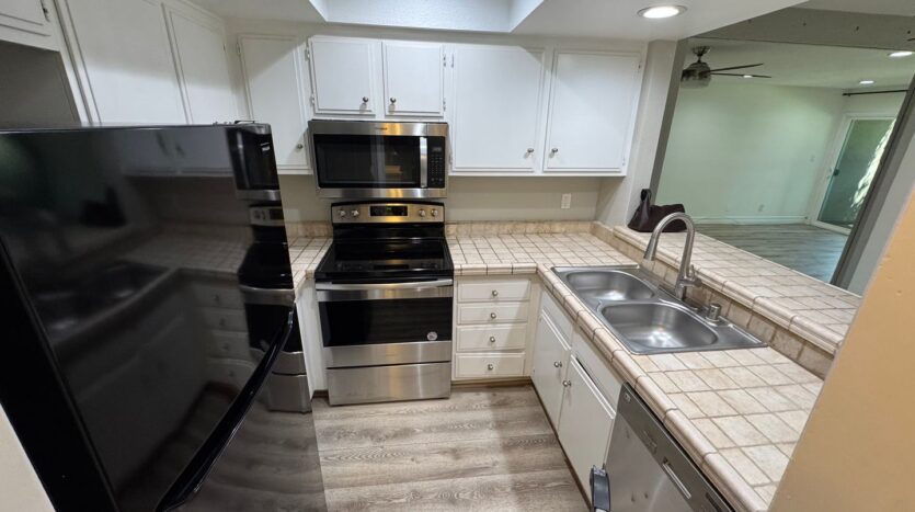 278 N. Wilshire C12 - Anaheim - California - 1 bed, 1 bath rental property