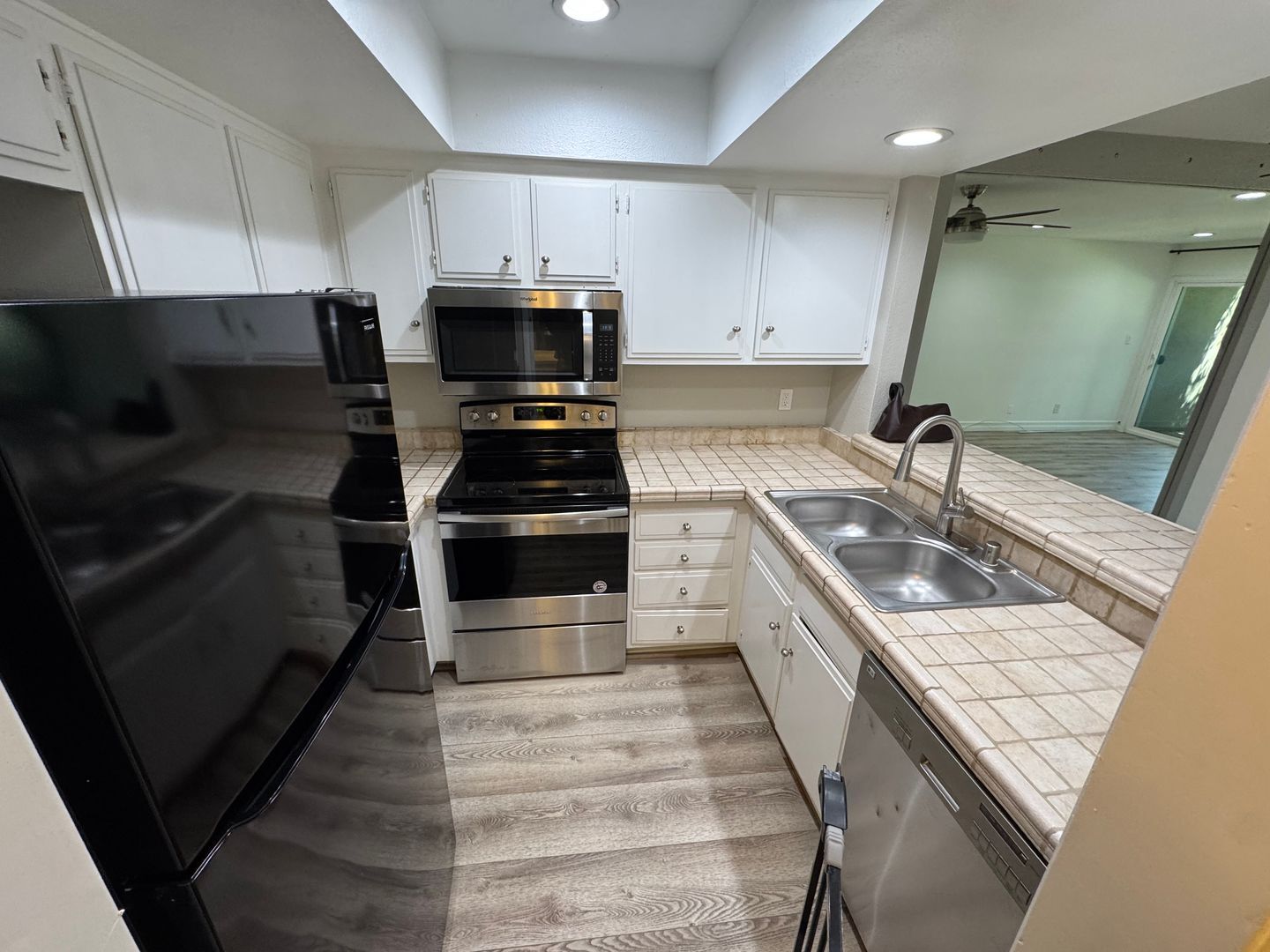 278 N. Wilshire C12 - Anaheim - California - 1 bed, 1 bath rental property