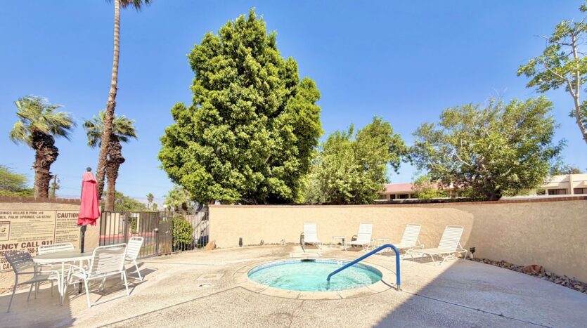 2822 N Auburn Ct #E112 - Palm Springs - California - 1 bed, 1 bath rental property