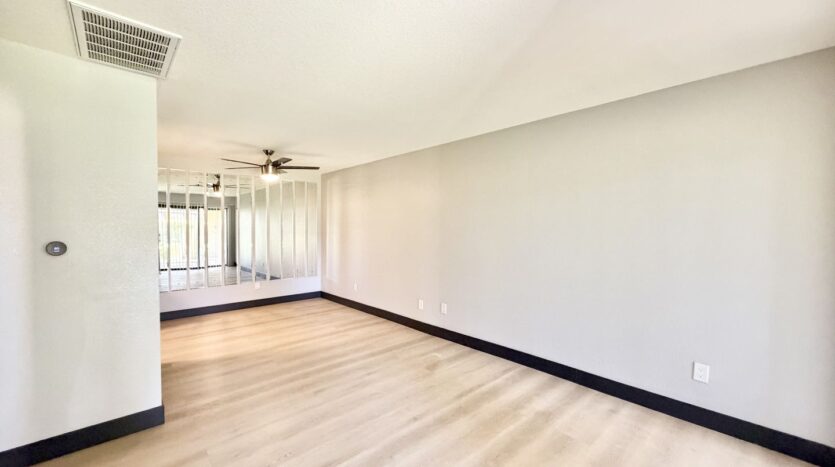 2822 N Auburn Ct #E112 - Palm Springs - California - 1 bed, 1 bath rental property