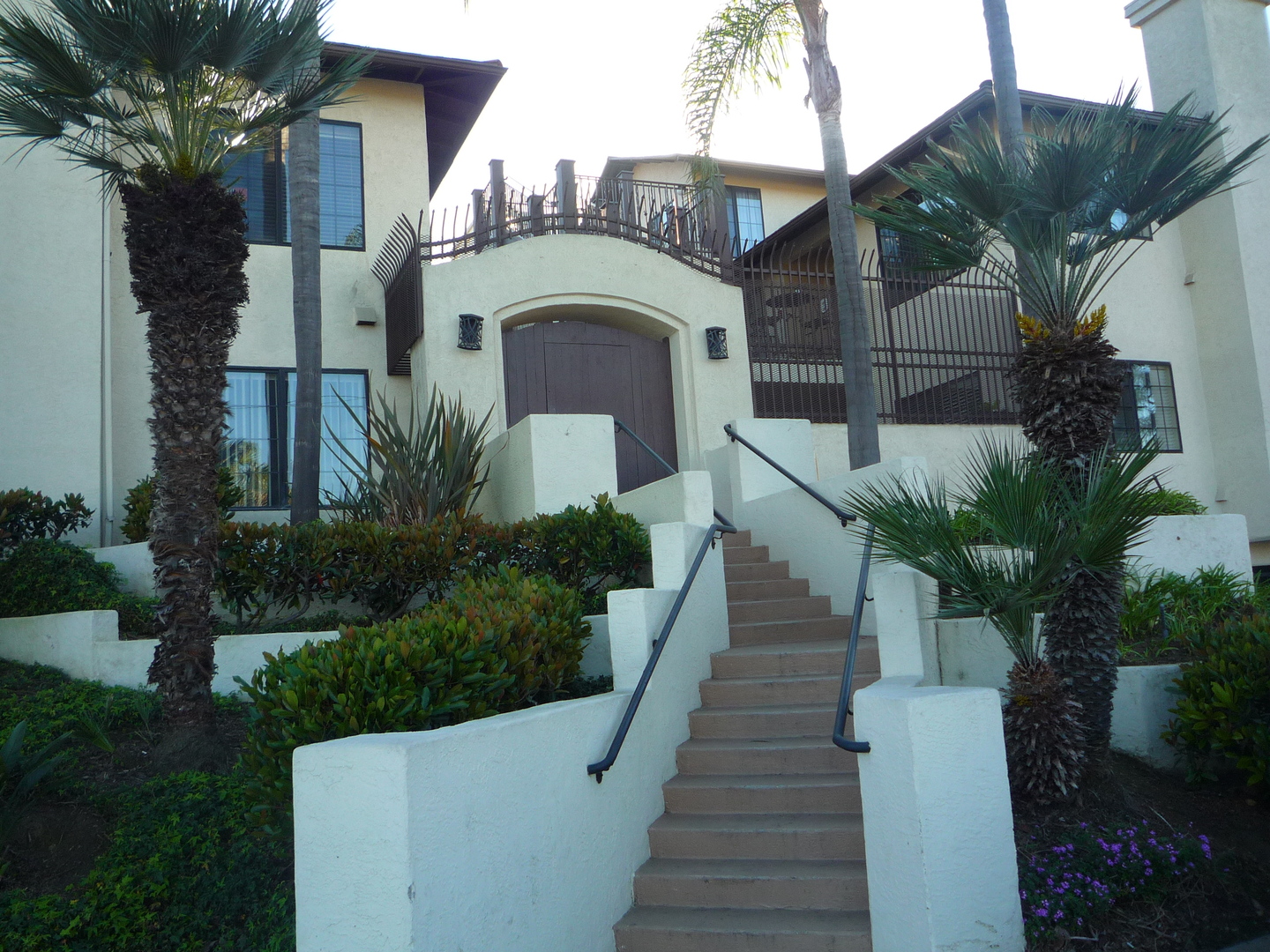 2828 Famosa Blvd. #209 - San Diego - California - 2 bed, 2 bath rental property