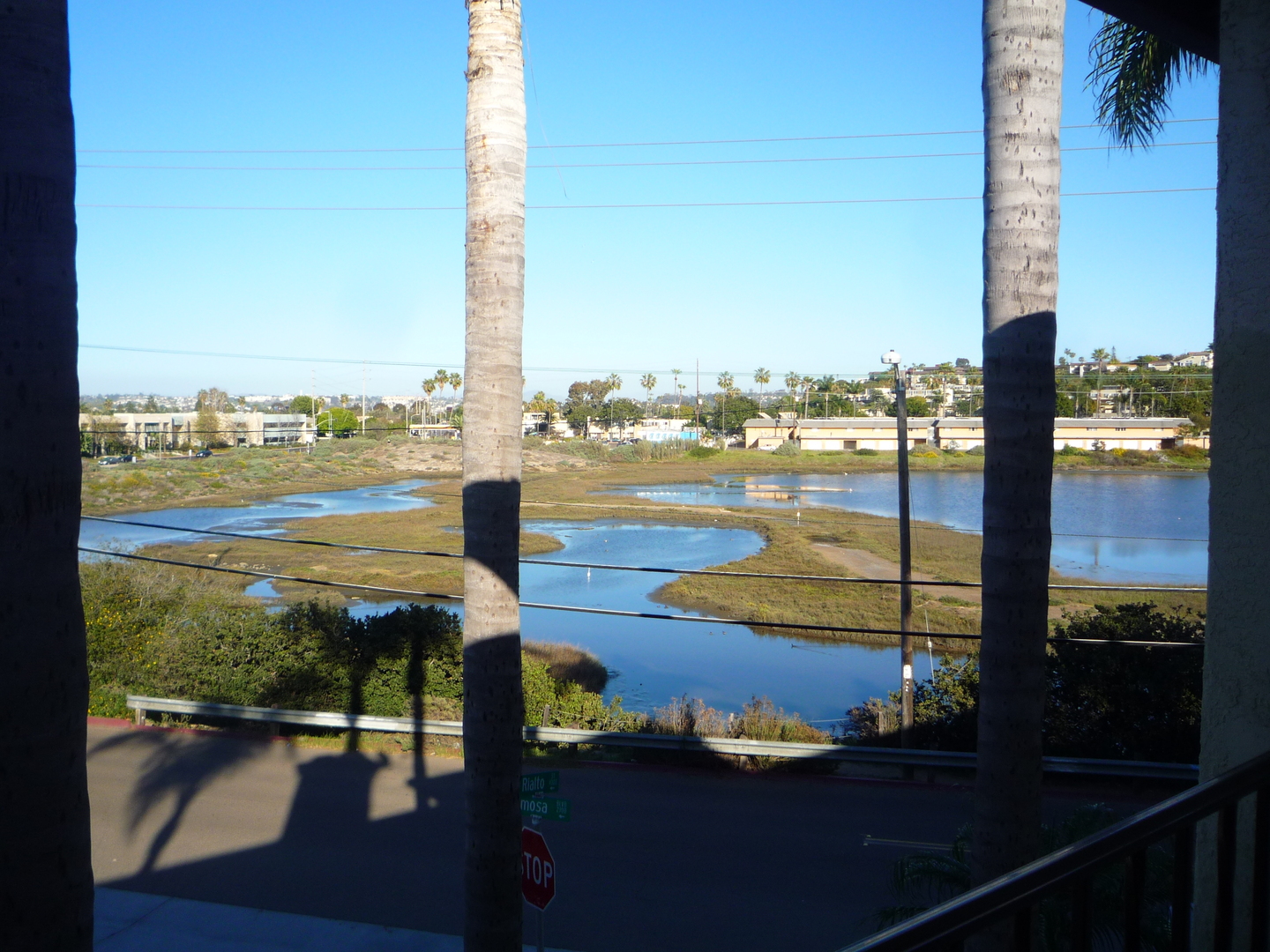 2828 Famosa Blvd. #209 - San Diego - California - 2 bed, 2 bath rental property