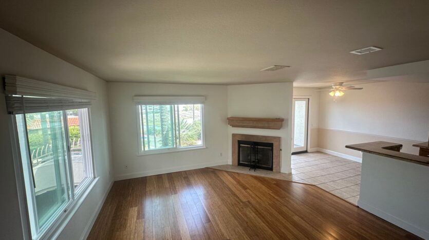 2828 Famosa Blvd. #209 - San Diego - California - 2 bed, 2 bath rental property