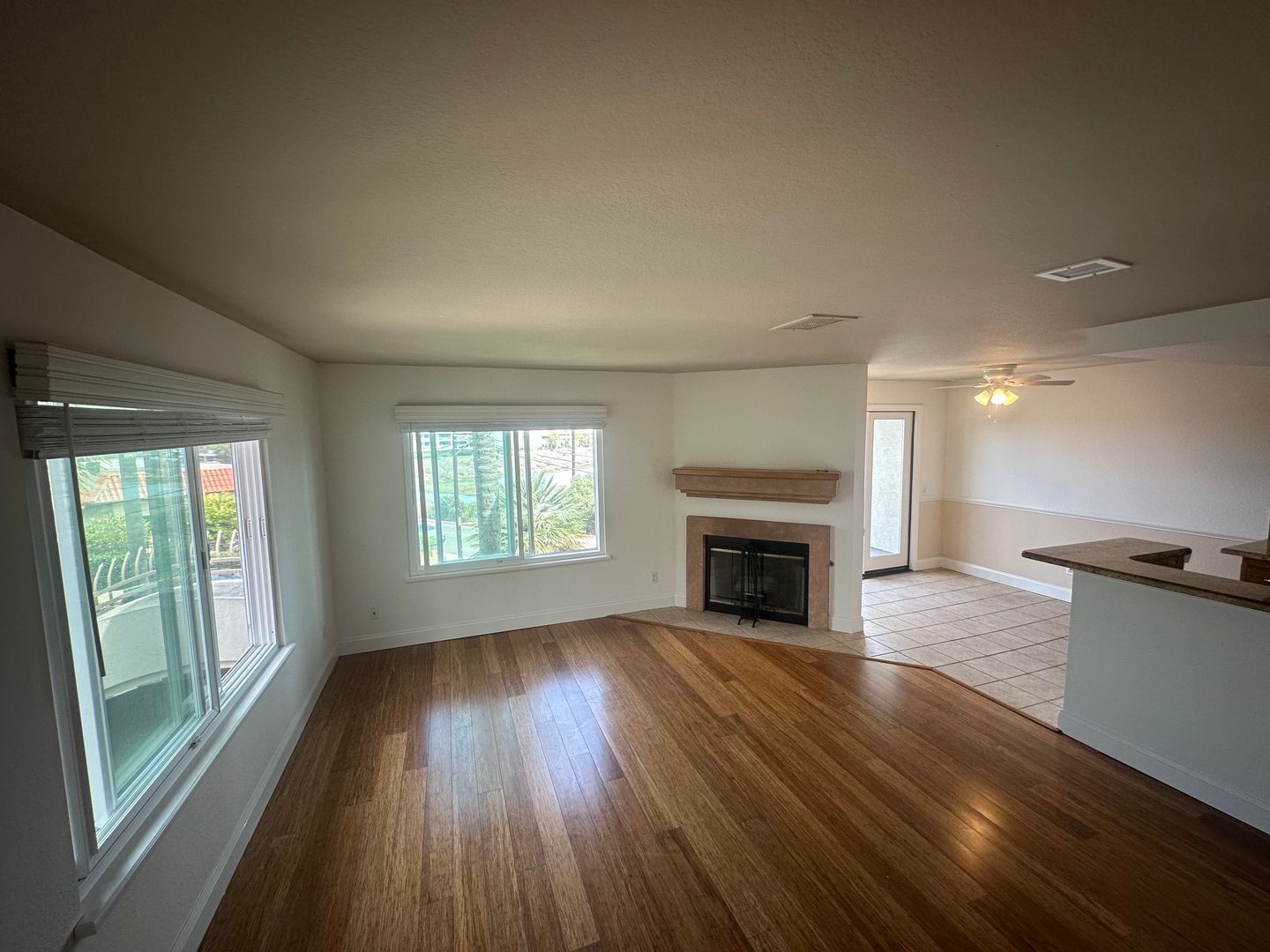 2828 Famosa Blvd. #209 - San Diego - California - 2 bed, 2 bath rental property