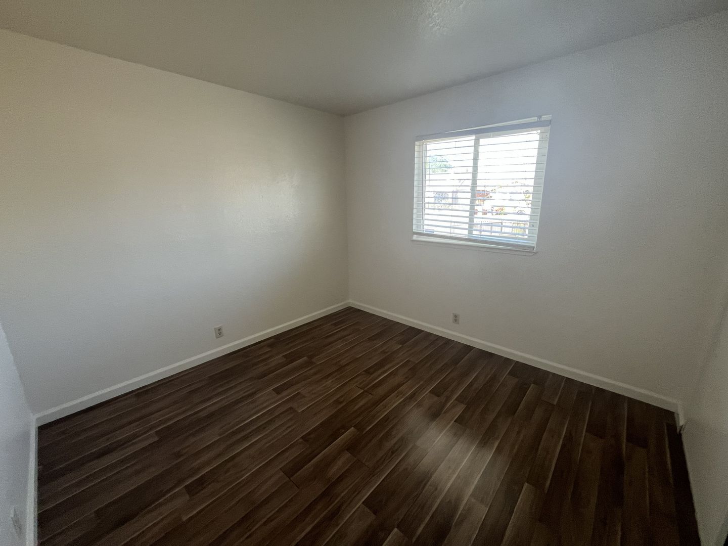 2856 Del Paso Blvd - Sacramento - California - 2 bed, 1 bath rental property