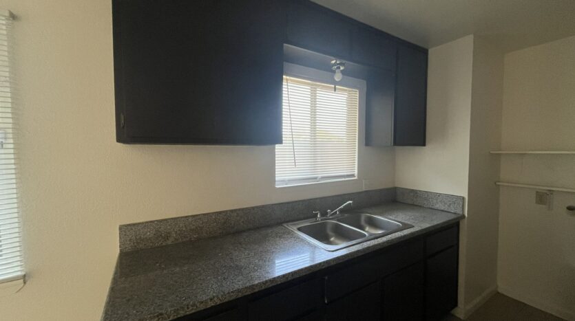 2856 Del Paso Blvd - Sacramento - California - 2 bed, 1 bath rental property