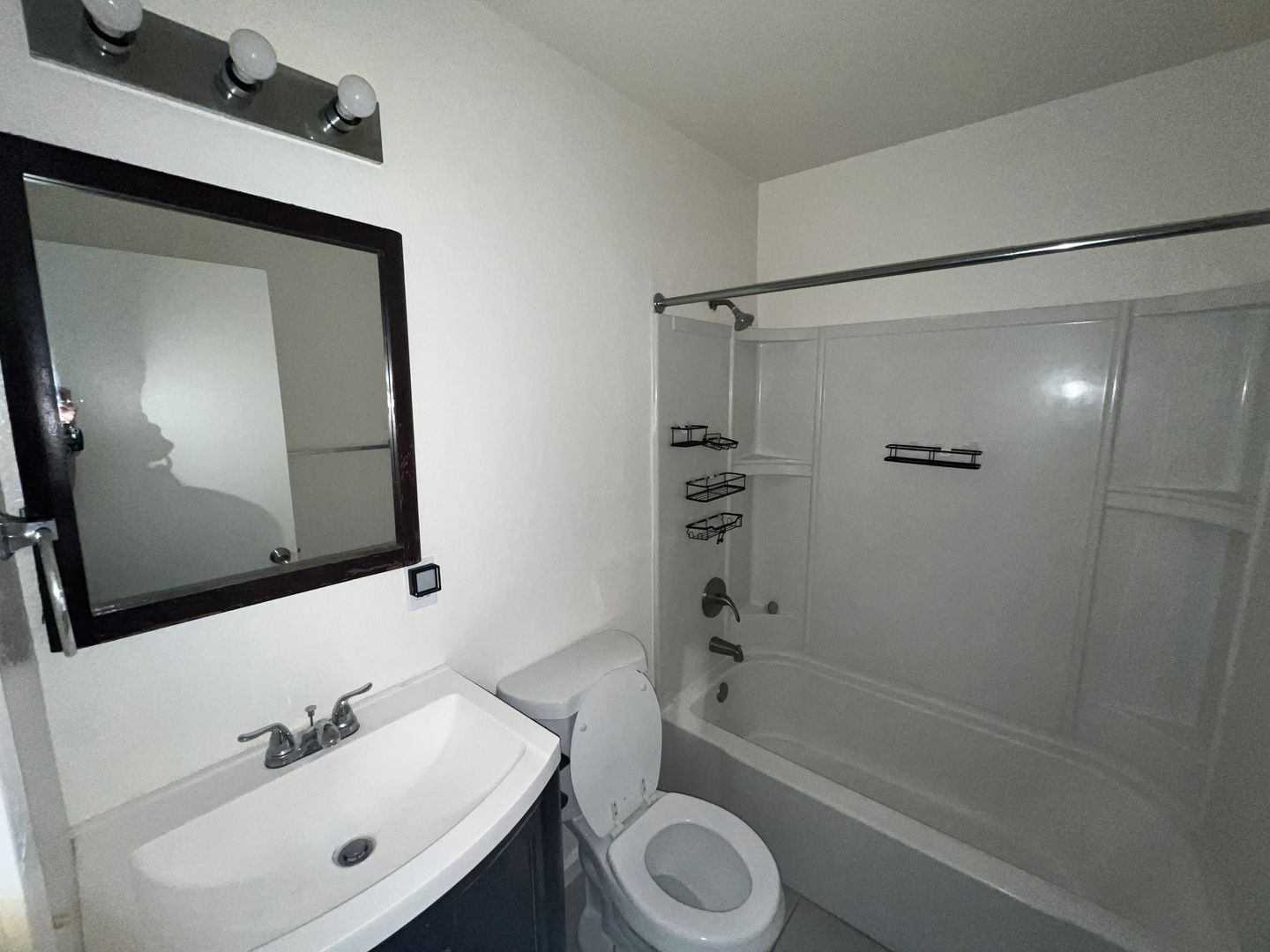 2856 Del Paso Blvd - Sacramento - California - 2 bed, 1 bath rental property