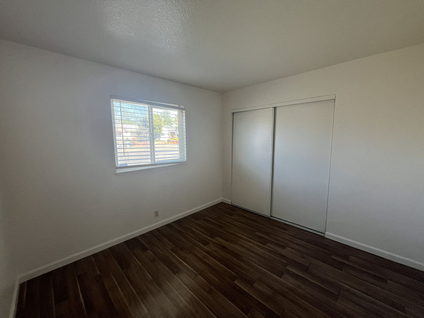 2856 Del Paso Blvd - Sacramento - California - 2 bed, 1 bath rental property