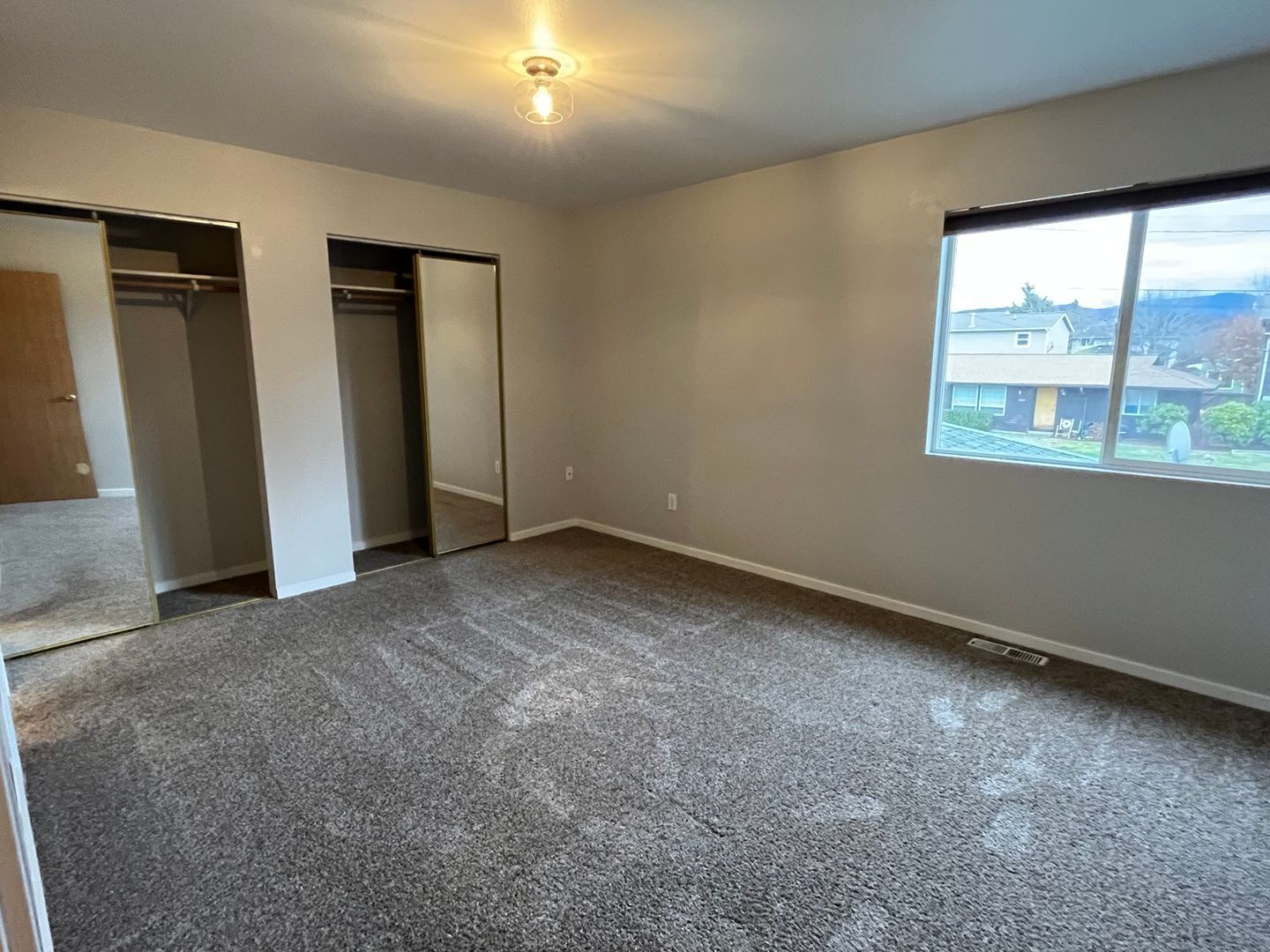 2904 Lincoln Street - Bellingham - Washington - 3 bed, 2 bath rental property